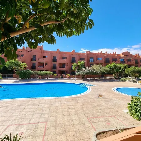 Apartment Casa Soleada Close To Sea And Beach, Wifi, 2 Pools, Terrace, Sea View, Sat-tv *